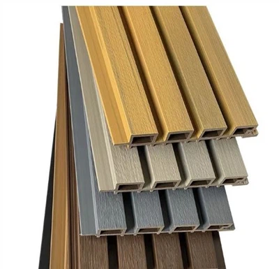 Quais cores estão disponíveis para painéis de parede externos?